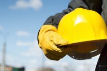 Operário que agiu com imprudência não será indenizado por acidente com máquina