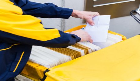 Notificação inicial na Justiça do Trabalho e a irrelevância da pessoa que a recebe